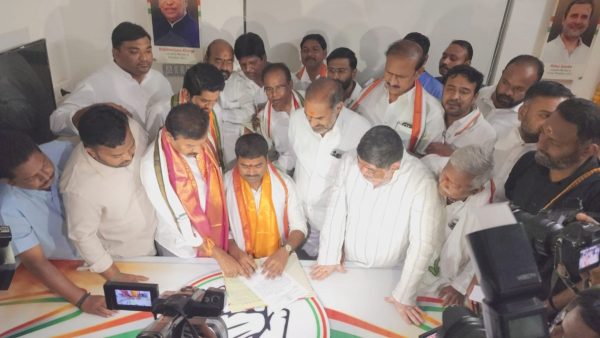 Karimnagar:కరీంనగర్ డిసిసి అధ్యక్షుడిగా మేడిపల్లి సత్యం బాధ్యతలు స్వీకరణ