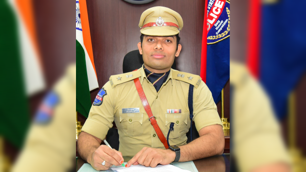 పోలీస్ శాఖలో రూ.1.40 కోట్ల జీతాల కుంభకోణం బట్టబయలు